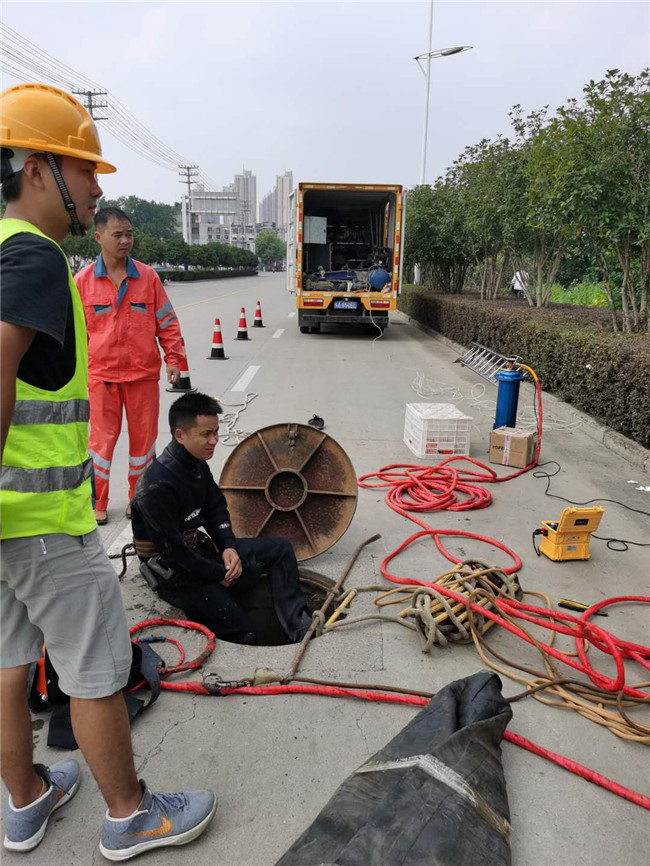三都镇翻衬法管道修复技术主要工序