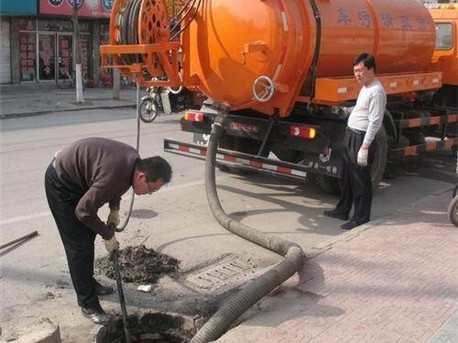 三都镇清掏化粪池，健康生活从这里开始